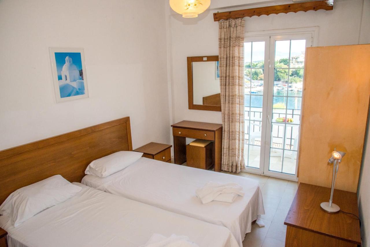 Limani Apartments Kassiopi Ngoại thất bức ảnh