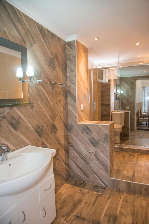 Limani Apartments Kassiopi Ngoại thất bức ảnh