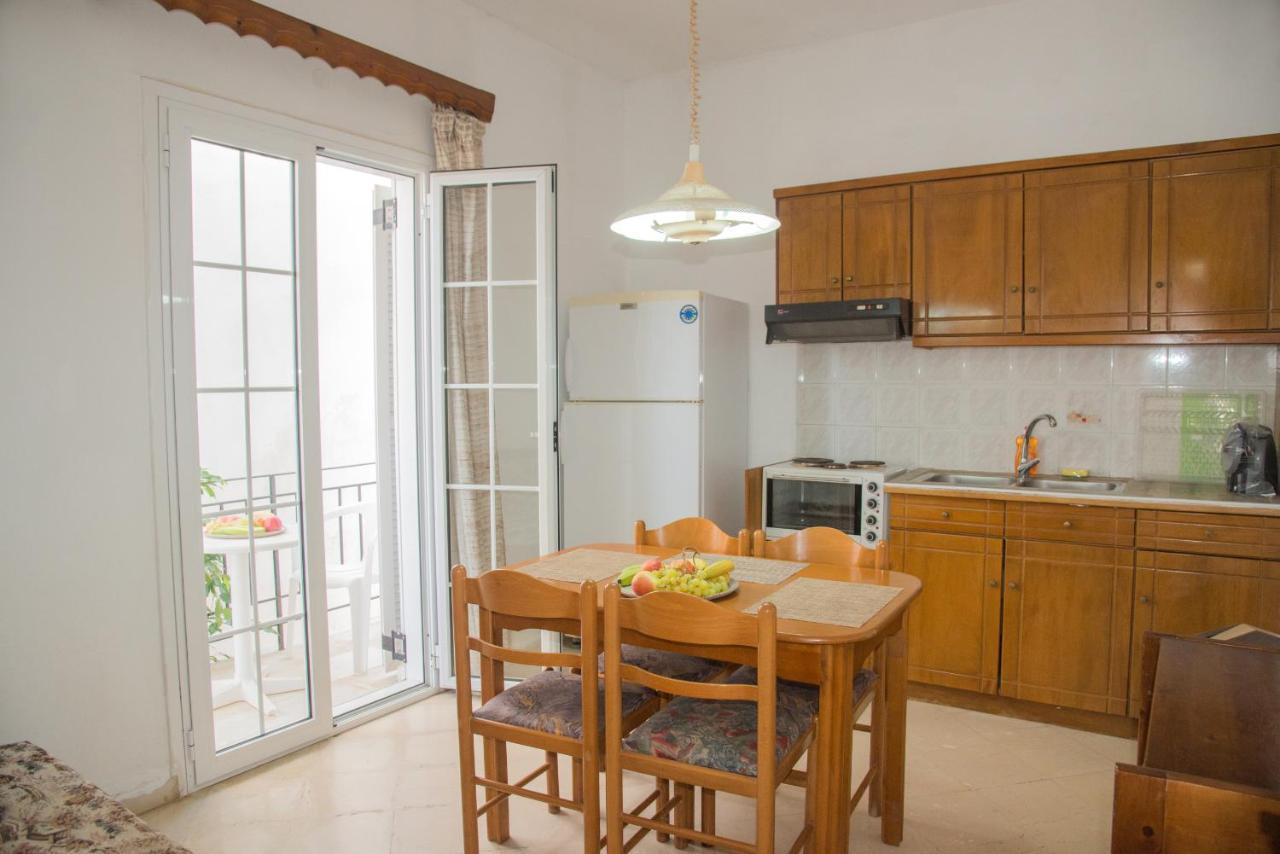 Limani Apartments Kassiopi Ngoại thất bức ảnh