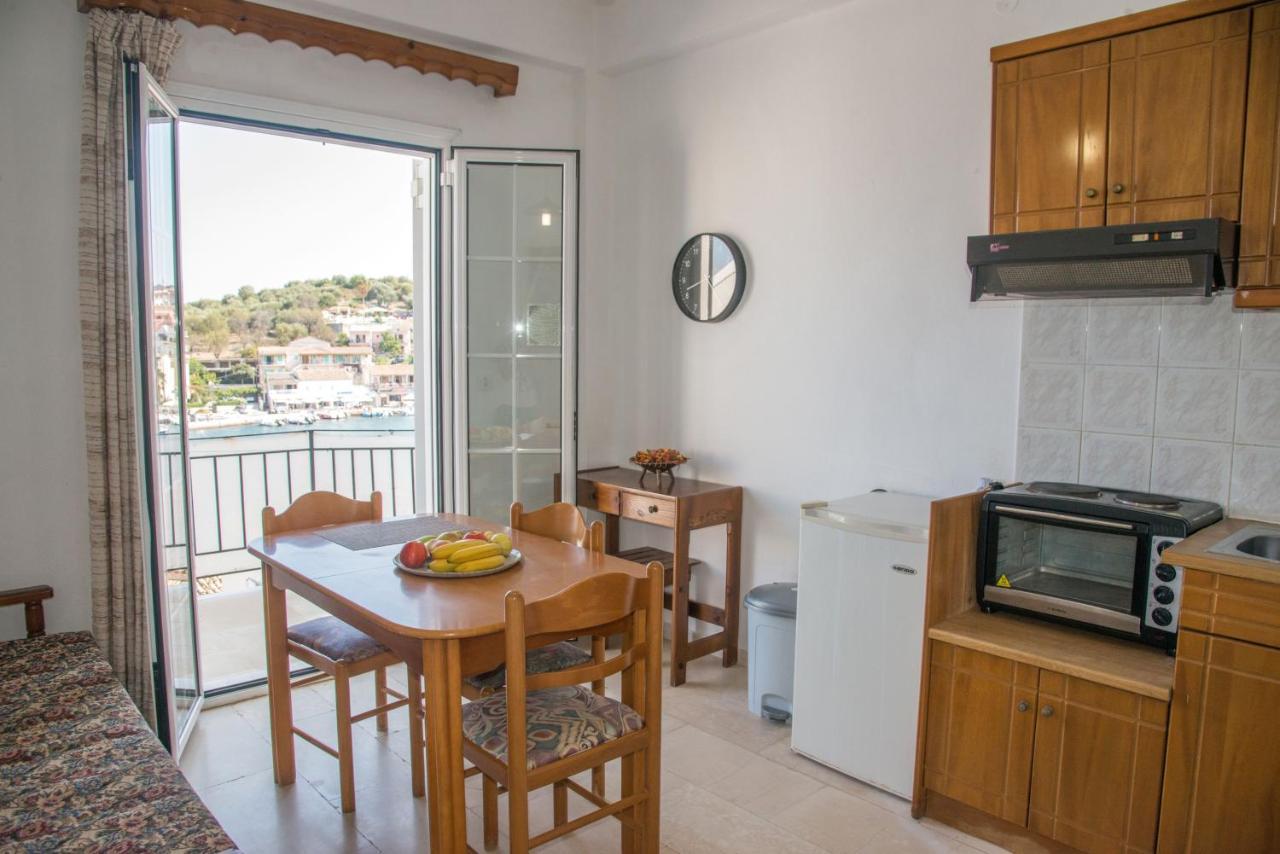 Limani Apartments Kassiopi Ngoại thất bức ảnh