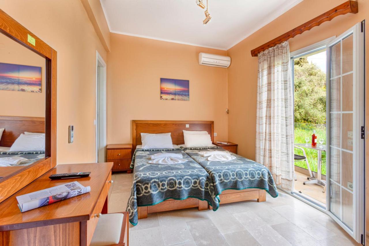 Limani Apartments Kassiopi Ngoại thất bức ảnh