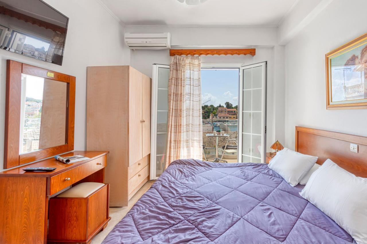 Limani Apartments Kassiopi Ngoại thất bức ảnh